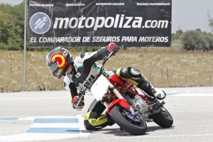 Motopoliza patrcina Moto3 Rav Cup