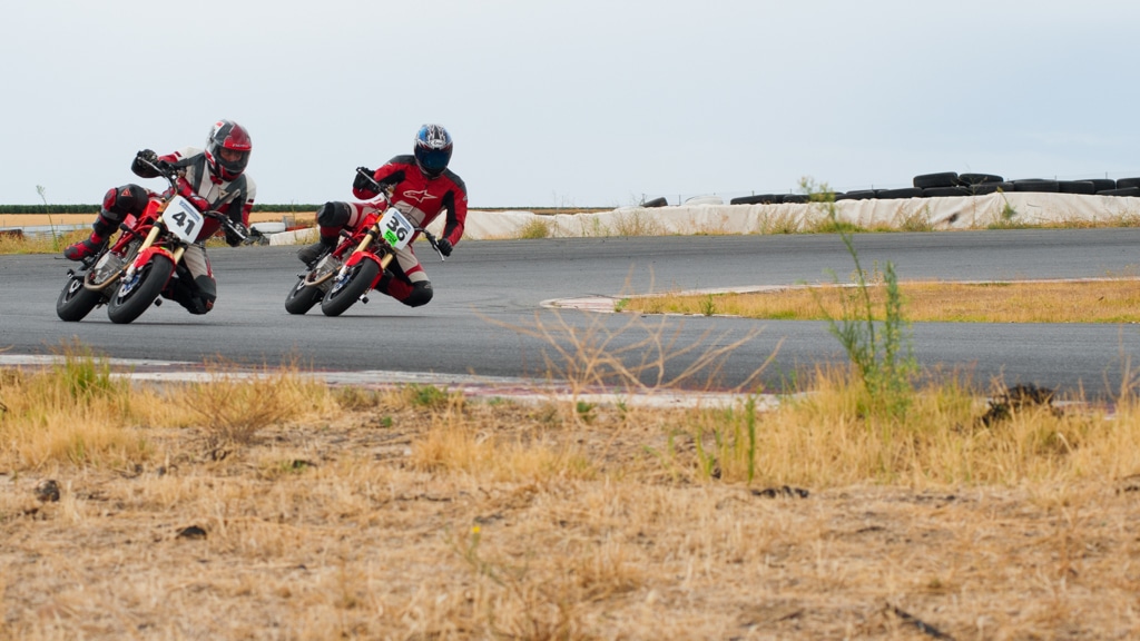 motopoliza.com en la moto3 cup