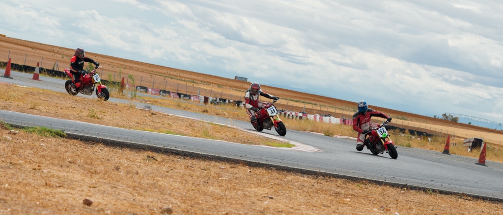 motopoliza.com en la Moto3 cup