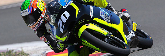 josito-piloto-equipo-fau55-pilotando