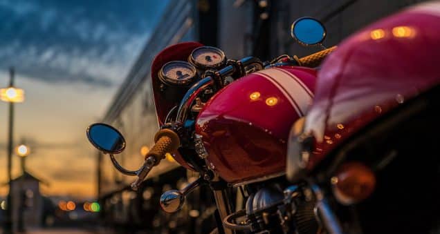 dejar la moto a tu hijo
